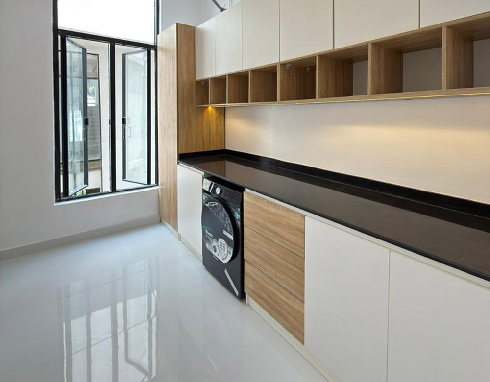 Properties_Megamond_5